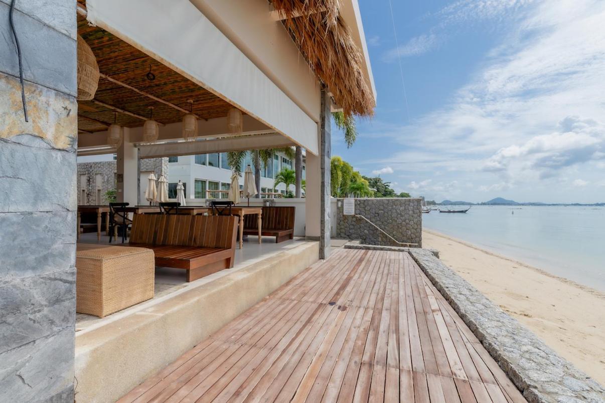 Poppy Beachfront Residence Rawai Ruang foto