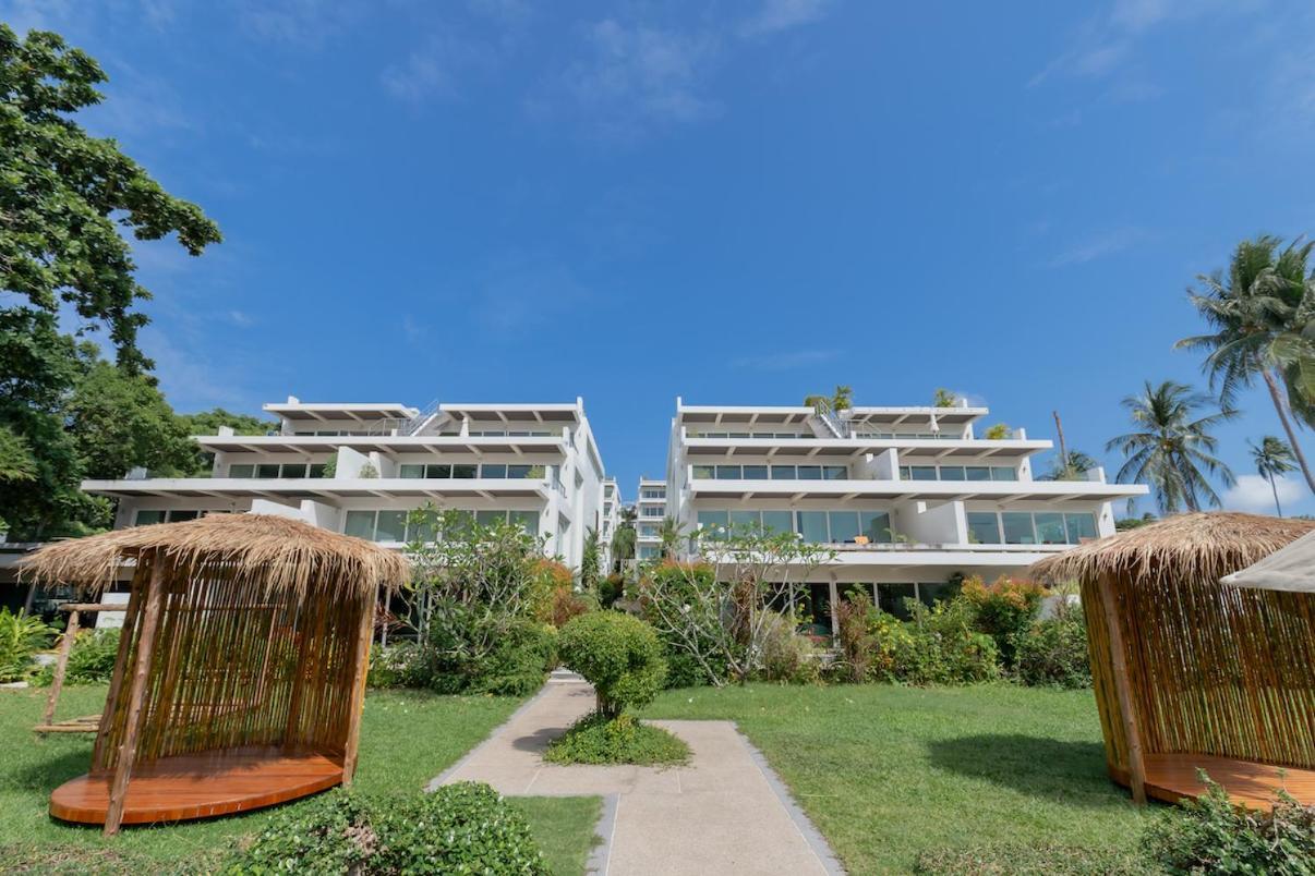 Poppy Beachfront Residence Rawai Ruang foto